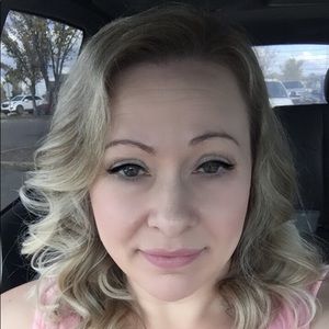 Meet your Posher, Christie